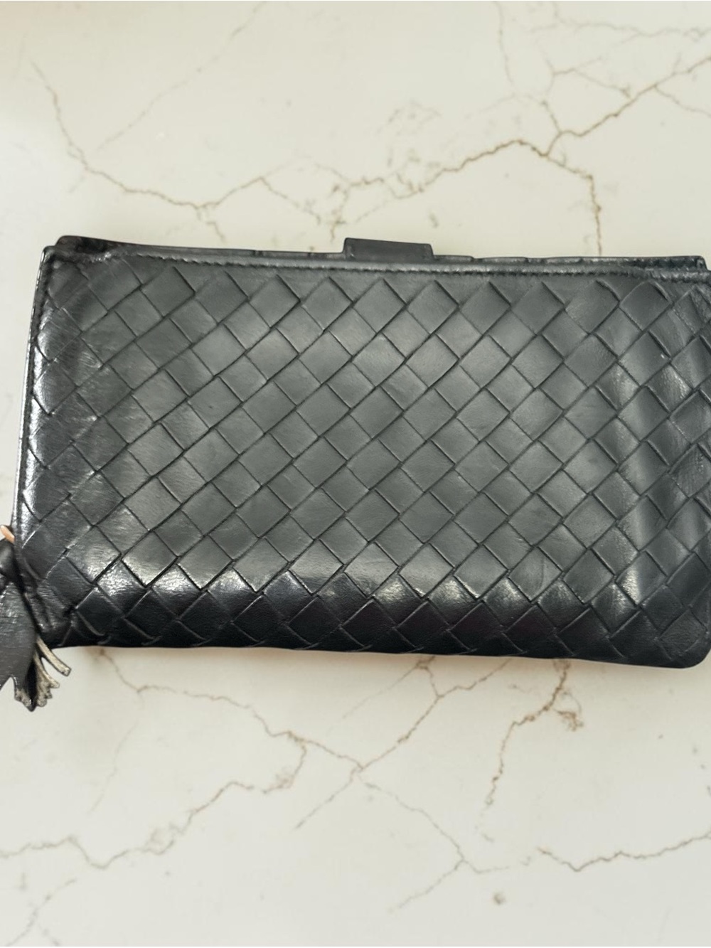 Bottega Veneta Black Embossed Leather wallet with chain - Picture 4 of 17